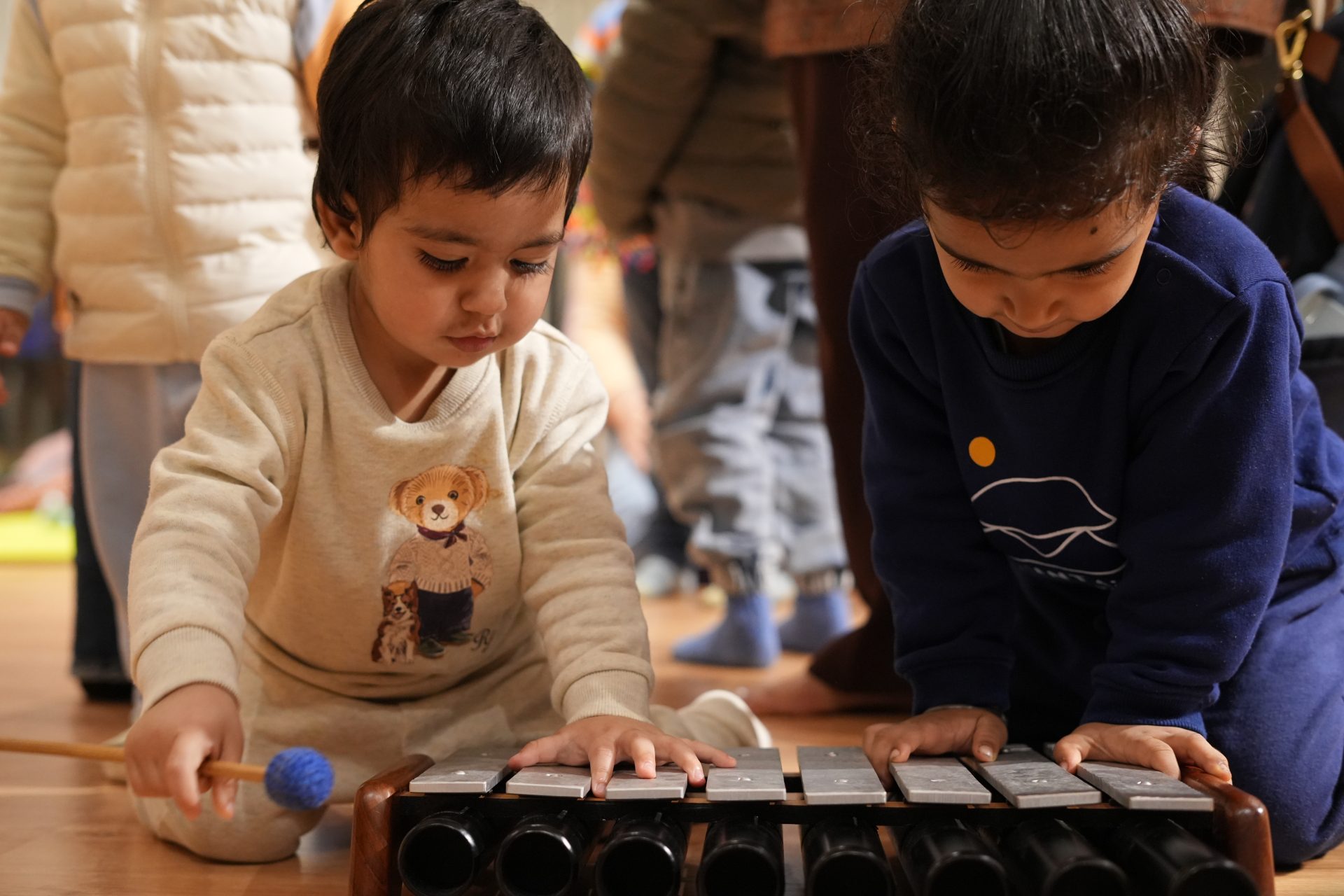 Looking for top rated baby music classes in JLT, Dubai? Discover how the best music class for babies helps little ones explore rhythm, movement, and creativity through fun learning.