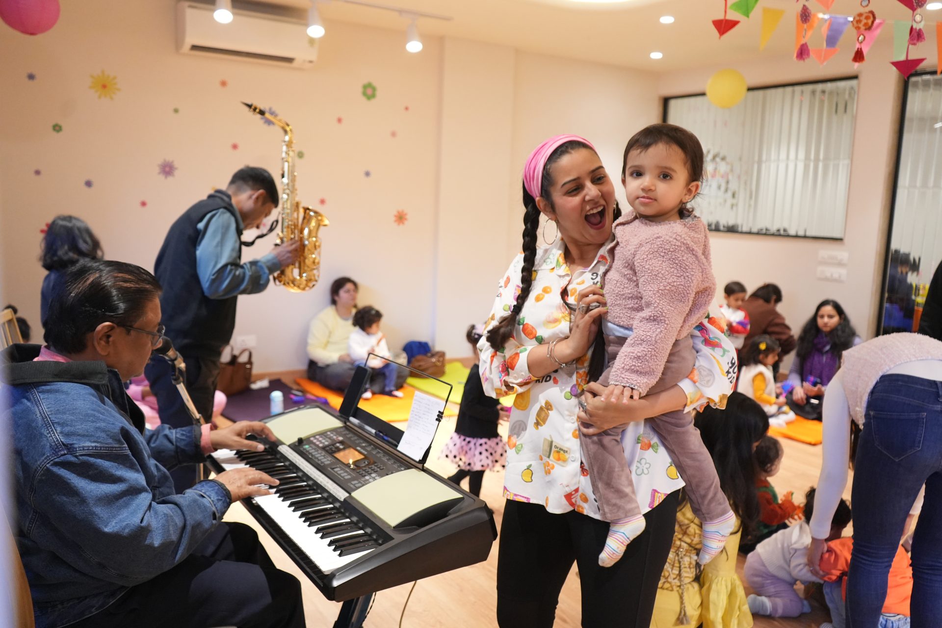 Discover the best music academy in Delhi for kids! MOZARTSY offers expert-led music classes for kids in South Delhi, blending fun, learning, and creativity.