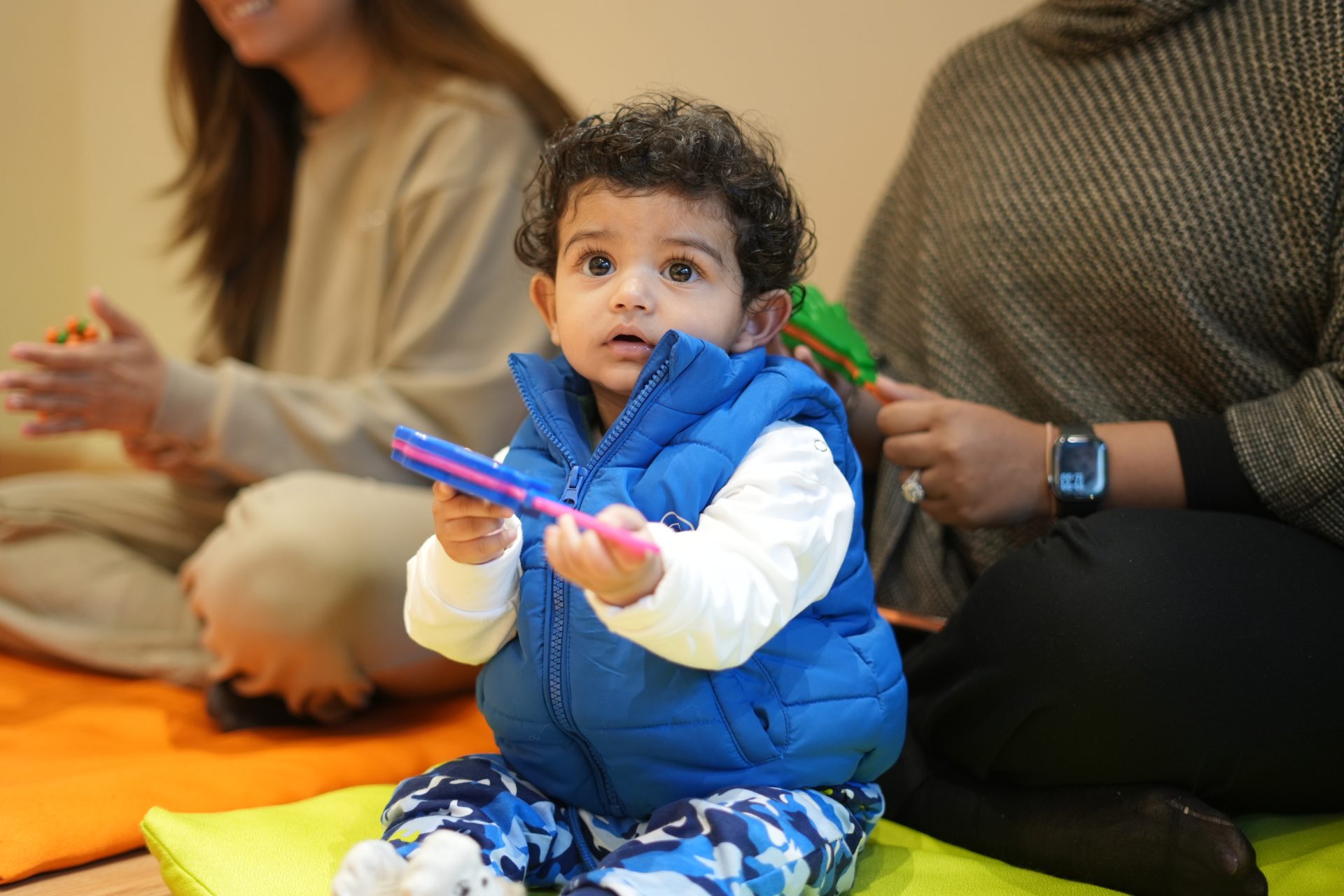 Qualified music instructors Structured curriculum (vocal & instrumental) Small batch sizes Safe, child-friendly learning space